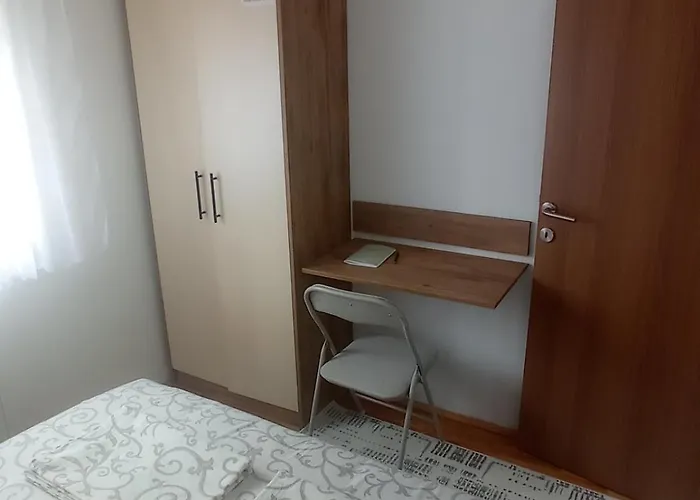 Petar I Dunja דירה *